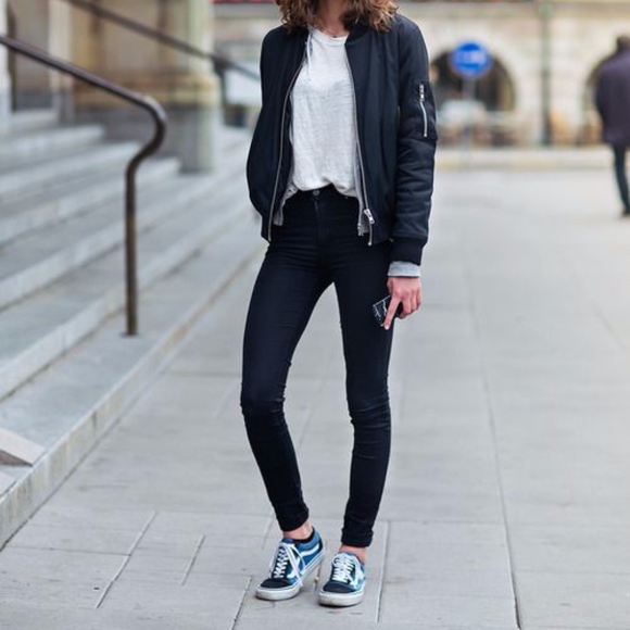 Ambiance Jackets & Blazers - NWT JustFab Bomber Jacket S Black Cropped